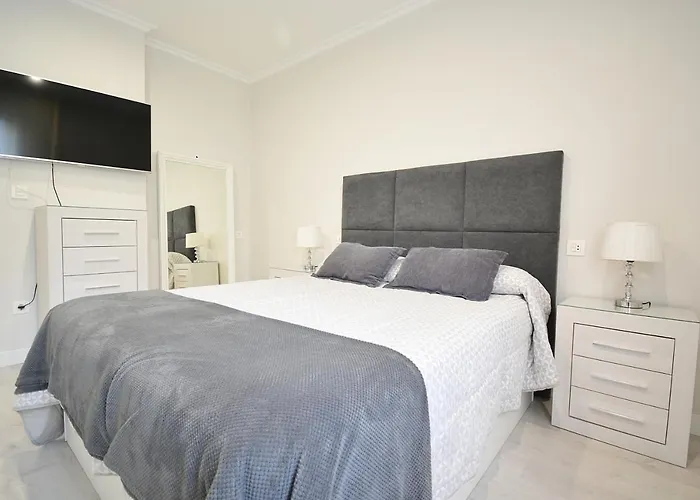 Galihost - Apartamento En Pleno Centro De Portonovo, Sanxenxo